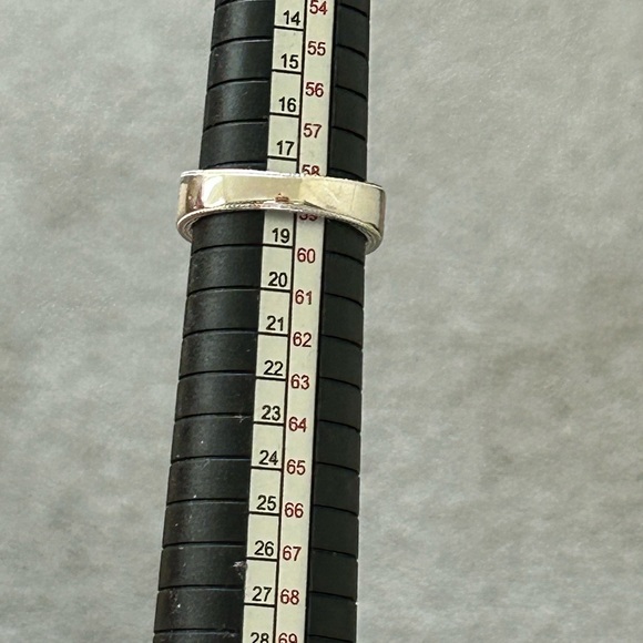 Gucci silver ring NIB - Picture 8 of 11